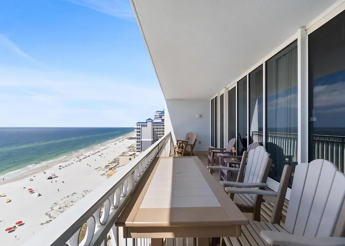 Holiday home Colonnades 1402