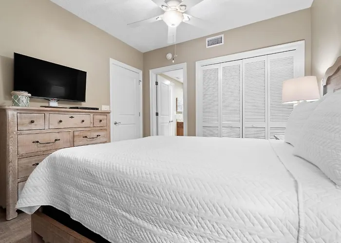 Colonnades 1402 Gulf Shores